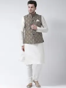 DEYANN Men White Solid Kurta with Pyjamas & Nehru Jacket