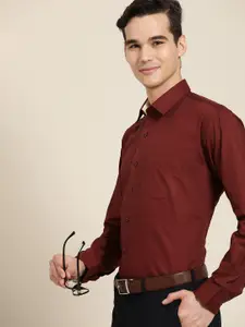 Hancock Men Burgundy Solid Slim Fit Pure Cotton Formal Shirt