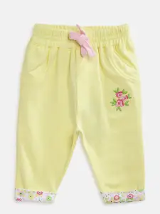 Moms Love Girls Yellow Solid Lounge Pants MLS20397XXGPYJ