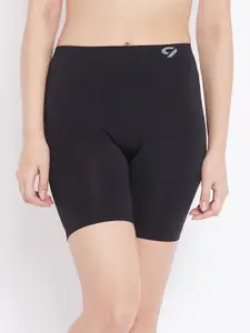 C9 AIRWEAR Women Black Solid Skinny Fit Sports Shorts P14001_Black