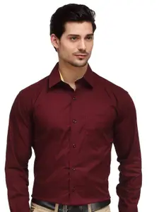 Hancock Men Maroon Slim Fit Solid Formal Shirt