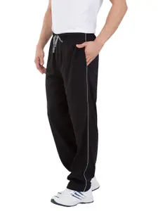 Jockey Athleisure Men Black Solid Regular Fit Active Track Pants