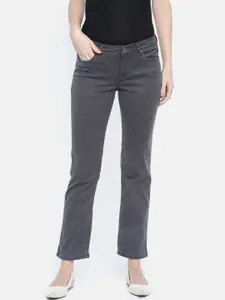 People Women Grey Straight Fit Mid-Rise Clean Look Stretchable Jeans