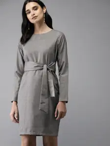 Moda Rapido Women Grey Self Checked Sheath Dress