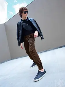 The Indian Garage Co Men Slim Fit Solid Cargos Joggers