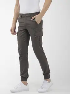 The Indian Garage Co Men Grey Slim Fit Solid Cargo Style Joggers
