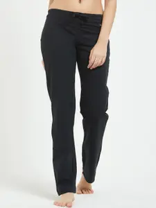 Fruit of the Loom Women Black Solid Lounge Pants FKPS01-A1S2