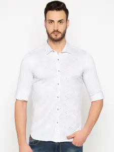 Status Quo Men White Slim Fit Printed Casual Shirt