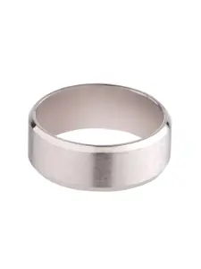 Peora Men Silver-Plated Tungsten Matte Finish Finger Ring