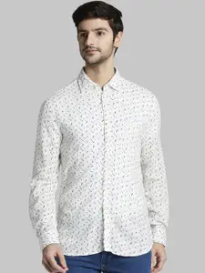 Parx Men White & Blue Slim Fit Printed Casual Shirt