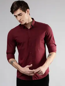 HIGHLANDER Men Maroon Slim Fit Solid Casual Shirt