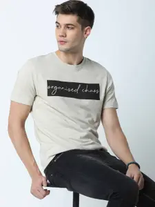 Huetrap Men Beige & Black Typography Printed T-shirt