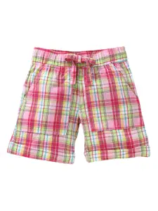 KiddoPanti Girls Pink & Green Checked Regular Shorts