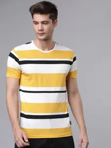 LOCOMOTIVE Men White Striped Round Neck T-shirt