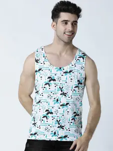 Huetrap Men White & Blue Printed Scoop Neck T-shirt