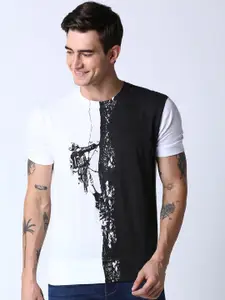 Huetrap Men White Printed Round Neck T-shirt