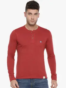 Force NXT Men Red Solid Henley Neck T-shirt