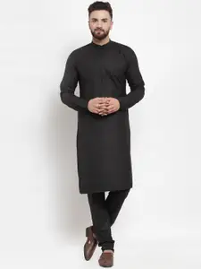 Jompers Men Black Solid Kurta with Churidar