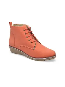 VALIOSAA Women Peach-Coloured Solid Heeled Boots