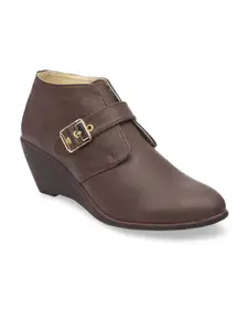 VALIOSAA Women Brown Solid Heeled Boots