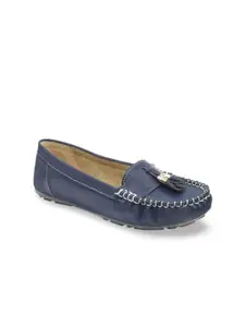 VALIOSAA Women Navy Blue Tasseled Loafers
