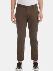 U.S. Polo Assn. Men Brown Slim Fit Solid Twill Weave Chinos