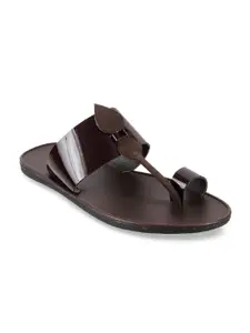 Mochi Men Maroon Solid Comfort Sandals