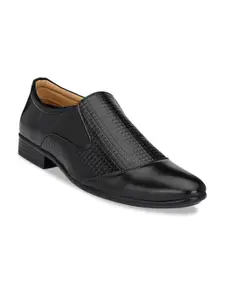 Prolific Men Black Textured Slip-On Formal Shoes