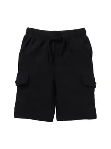 KiddoPanti Boys Black Solid Regular Fit Cargo Shorts