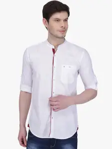 Kuons Avenue Men White Smart Slim Fit Solid Casual Shirt