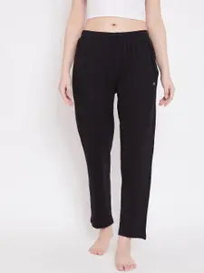 Okane Women Black Comfort Fit Lounge Pants