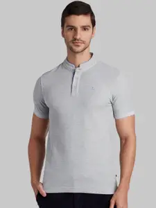 Parx Men Grey Solid Mandarin Collar T-shirt