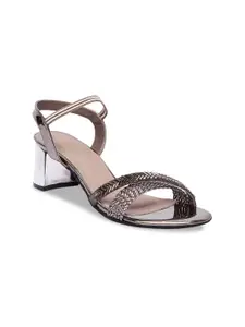 Inc 5 Women Grey Textured Heels