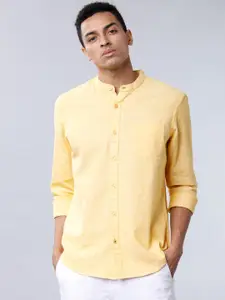 HIGHLANDER Men Yellow Slim Fit Solid Casual Shirt