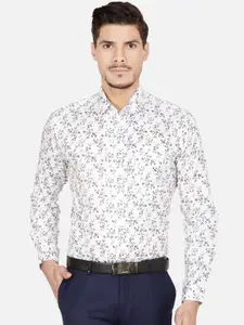 Oxemberg Men White Slim Fit Printed Formal Shirt