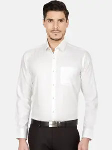 Oxemberg Men White Slim Fit Solid Formal Shirt
