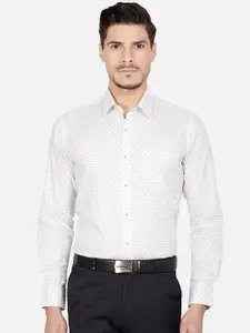 Oxemberg Men White Slim Fit Printed Formal Shirt