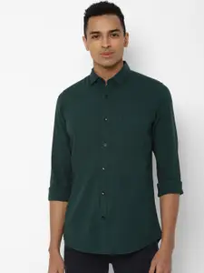 Allen Solly Men Green Regular Fit Solid Casual Shirt