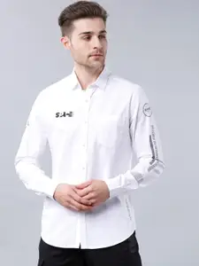 LOCOMOTIVE Men White Slim Fit Solid Casual Shirt