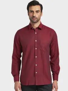 ColorPlus Men Maroon Regular Fit Solid Casual Shirt