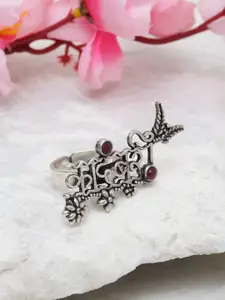 Moedbuille Oxidised Silver-Plated Red Crystal-Studded Adjustable Finger Ring