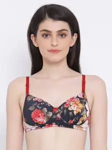 Clovia Black & Red Floral Printed Non-Wired Lightly Padded T-shirt Bra BR0935Z1332