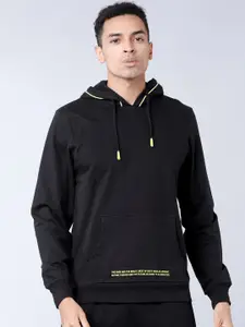 HIGHLANDER Men Black Solid Hooded Sweatshirt