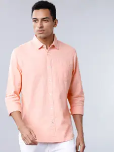 HIGHLANDER Men Peach-Coloured Slim Fit Solid Casual Shirt