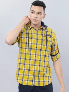 LOCOMOTIVE Men Yellow & Navy Blue Slim Fit Checked Casual Shirt
