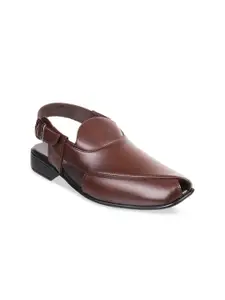 Mochi Men Maroon Solid Shoe-Style Sandals
