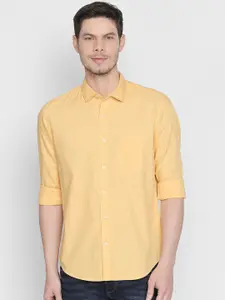 Basics Men Yellow Slim Fit Solid Casual Shirt