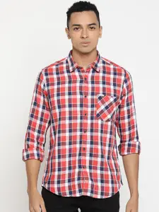 Pepe Jeans Men Red & Blue Regular Fit Checked Casual Shirt