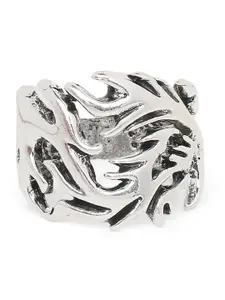 OOMPH Men Silver-Toned Gothic Dragon Biker Finger Ring