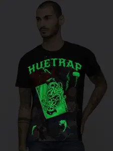 Huetrap Men Black & White Glow in the Dark Printed Round Neck T-shirt